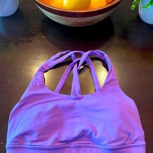 Lululemon sports bra
